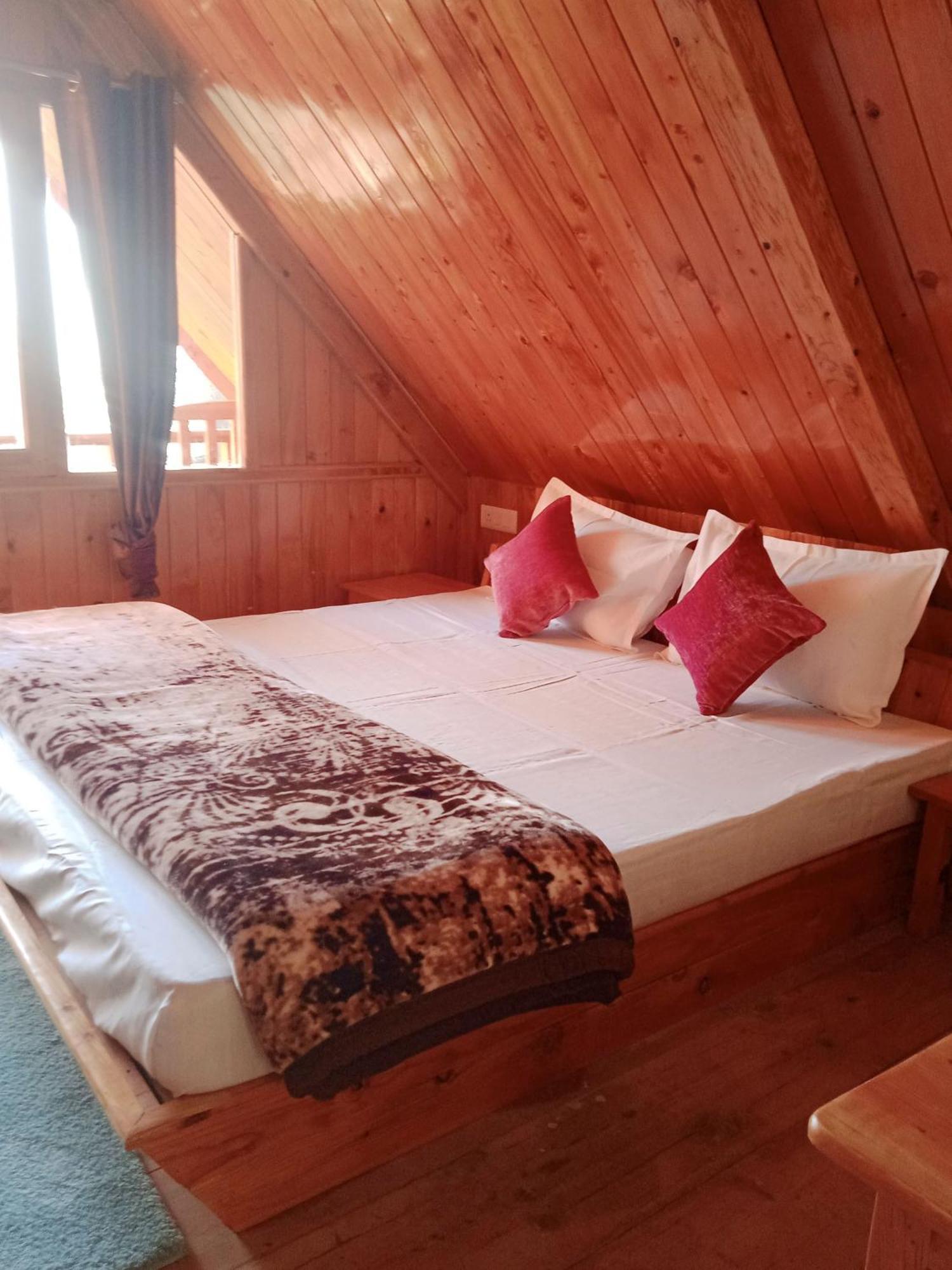 Forest View Cottage Jibhi Екстериор снимка